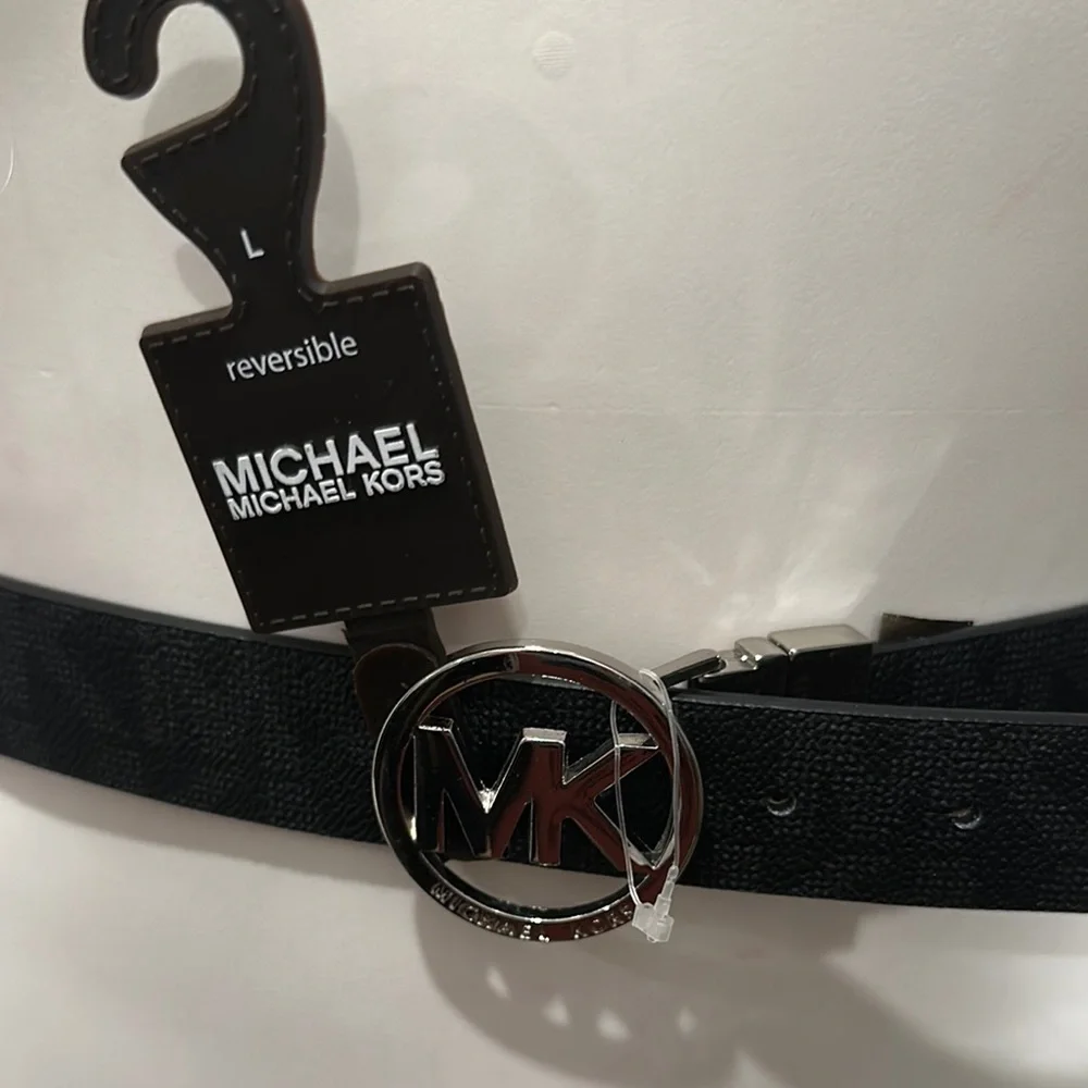 NWT MICHAEL Michael Kors Black Brown Reversible Belt with Silver Buckle